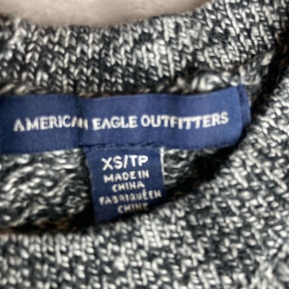 AMERICAN EAGLE OUTFITTERS XS AE Wool Blend Cable Knit Zippered Sweater - Picture 3 of 16